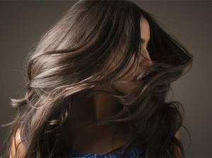 őszülés és hajhullás