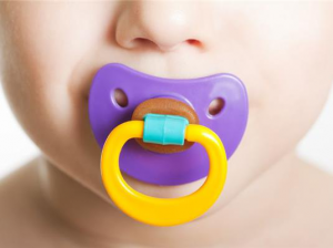 szilikon cumi, cumisüveg