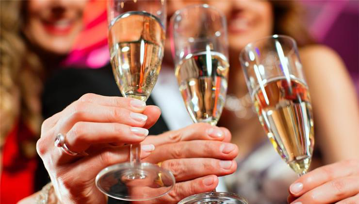 alkohol szilveszteri buli