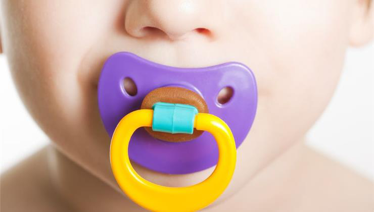 szilikon cumi, cumisüveg